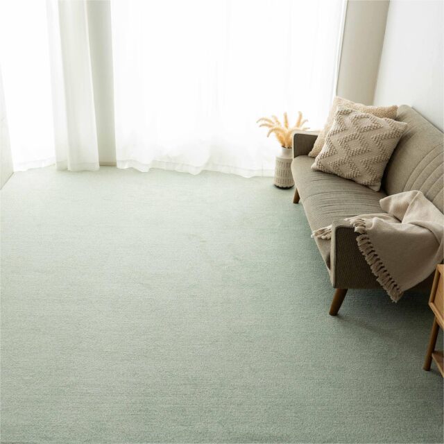 優しい雰囲気で日常使いしやすい国産カーペット 約 261x261 cm｜輸入