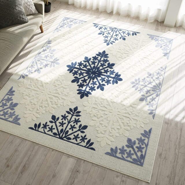 リーフ柄が可愛い日本製の洗える・抗菌・防ダニ・カーペット 約 190