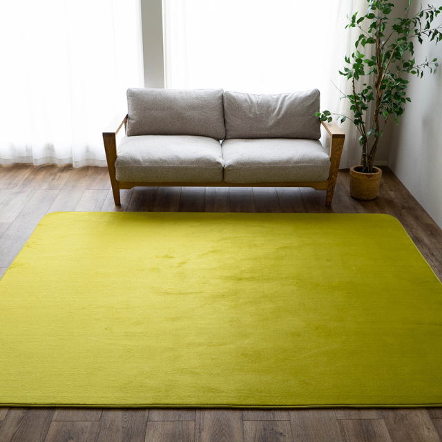 使用期間少　美品　ラグ 200×140cm グリーン レシェ クリーニング済 さらっと滑らかシンプル無地で洗えるラグマット 約 190x190 cm 2