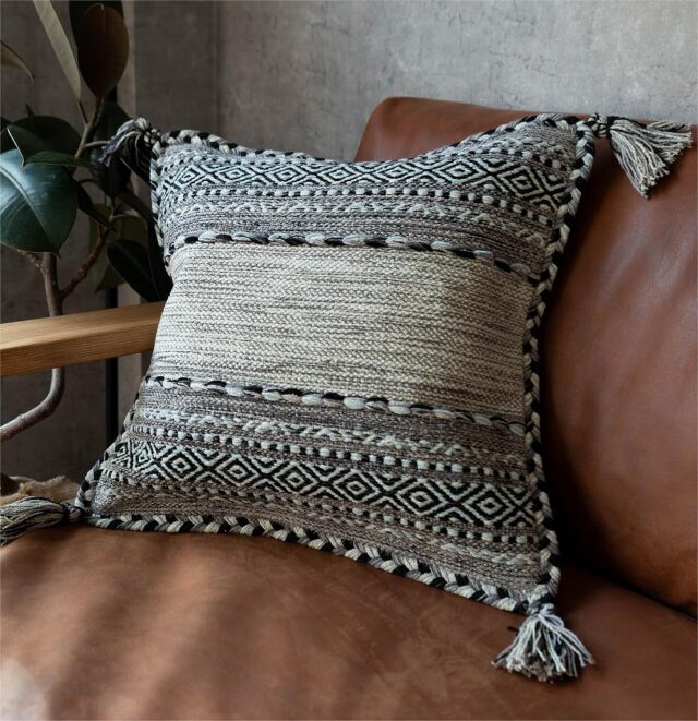 インドキリム インド綿 幾何学模様 手織り クッションカバー  約45×45 cm ブルー オレンジ レッド グレー ブラウン グリーンインド/indiankilim-45-45