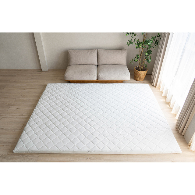 極厚な高反発キルトラグ（マット+カバーセット） 約135x185 cm 玄関