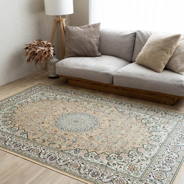 ロイヤルパレス14180 ペルシャ風 メダリオン 195×195 cm 2畳 正方形 レッド グリーン ベージュ アイボリー モケット織 ベルギー製/rp14180-195-195
