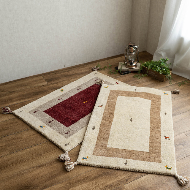 手織りの素朴な味わいが魅力、ギャベの玄関マット 約45x75 cm｜輸入