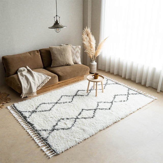 フォリア 200x250cm ラグ カーペット ベニワレン風のロングパイルのラグマット 約 200×250 cm 3畳