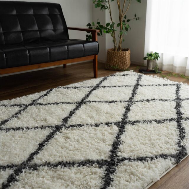 ベニワレン風のロングパイルのラグマット 約 133×195 cm 1.5畳