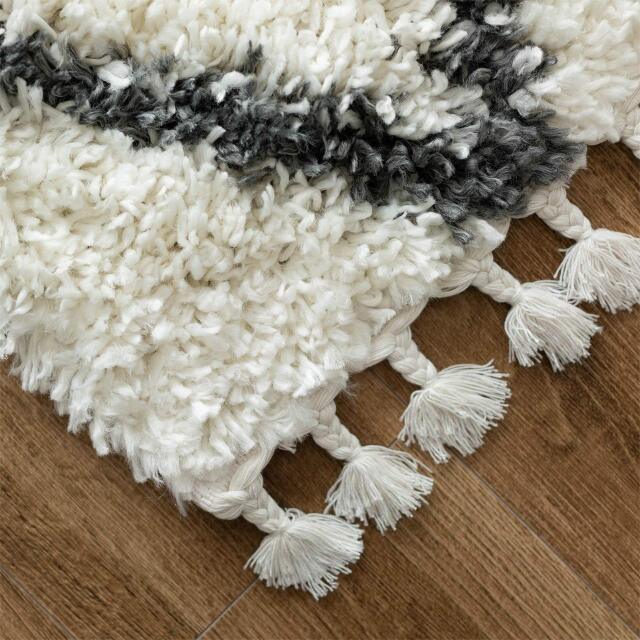ベニワレン風のロングパイルのラグマット 約 95×140 cm 1畳