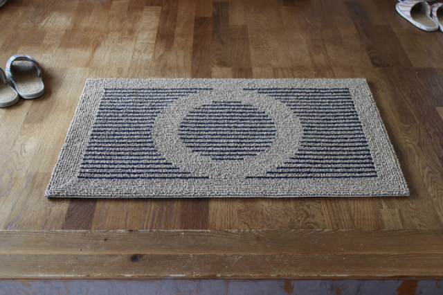 穂波 ほづみせんい 麻じゅうたん 月山緞通 の ラグストア