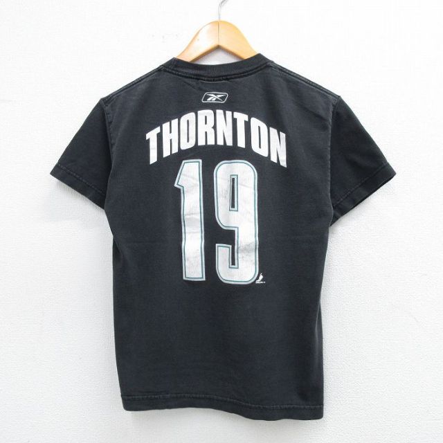 古着 リーボック REEBOK 半袖 ビンテージ Tシャツ キッズ ボーイズ 子供服 00年代 00s NHL サンノゼシャークス ジョーソーントン 19 コットン クルーネック 黒 ブラック アイスホッケー 25aug06