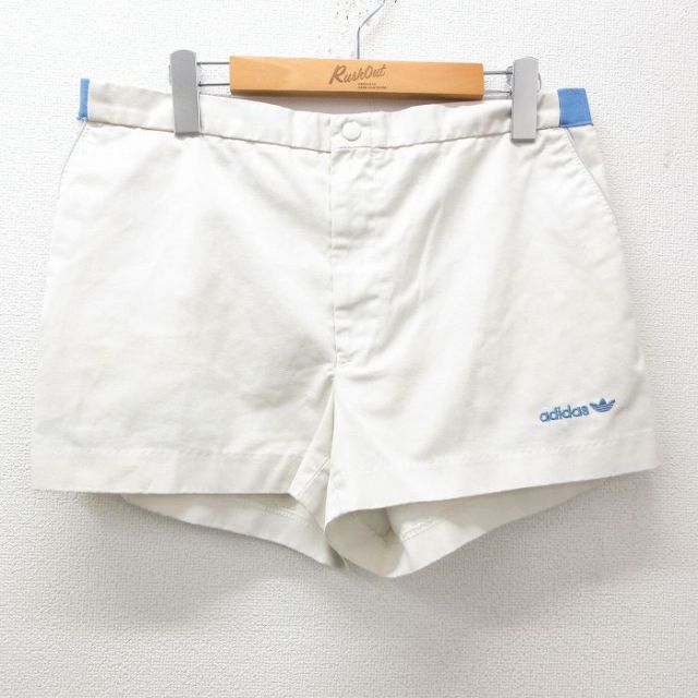 W31★古着 アディダス adidas ショート パンツ ショーツ メンズ 90年代 90s ワンポイントロゴ リーフ トレフォイル USA製 薄ベージュ カーキ 【spe】 25apr08 中古 ボトムス 短パン ショーパン ハーフ