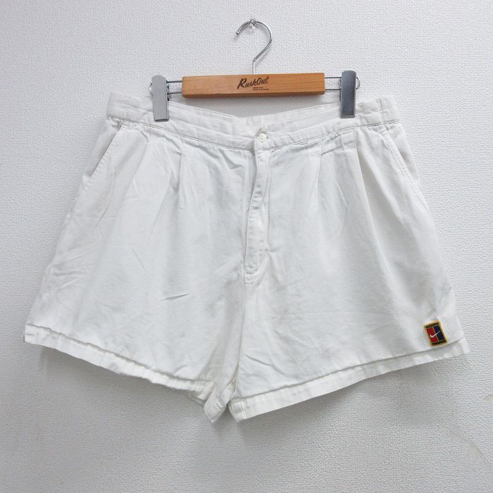 W33★古着 ナイキ NIKE ショート パンツ ショーツ メンズ 00年代 00s ワンポイントロゴ コットン 白 ホワイト 25jul02 中古 ボトムス 短パン ショーパン ハーフ