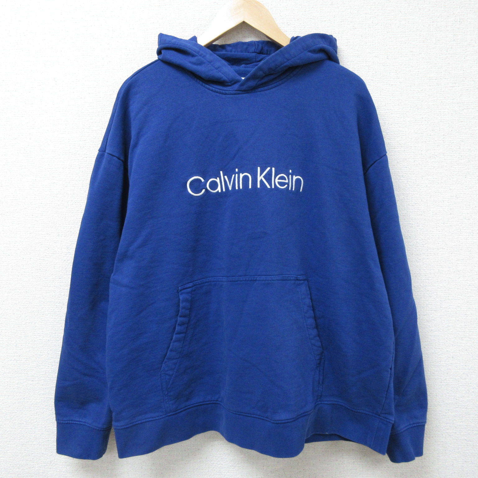 XL★古着 カルバンクライン Calvin Klein 長袖 スウェット パーカー メンズ ビッグロゴ 刺繍 大きいサイズ 青 ブルー 25mar03 中古 スエット トレーナー トップス