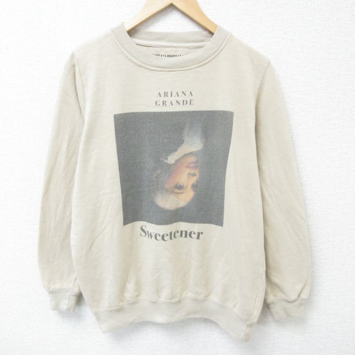 M★古着 長袖 ロック バンド スウェット メンズ アリアナグランデ クルーネック ベージュ カーキ 25mar22 中古 スエット トレーナー トップス