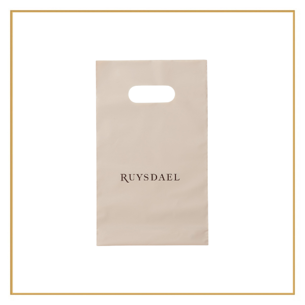 お手提げ袋(ビニール手提げ) ※対象商品 ル・ショコラ・クラシック2個入り、アンジェ3個・6個入り、ガレットショコラ2個入り、ショコラアソート(ミカド・UF-FU・松北園)、プチジュレ600円、訳ありフィナンシェ・マドレーヌ