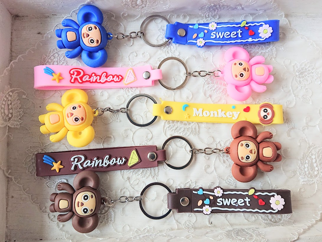 チェブラーシカ　シリコン素材キーホルダー（リングカラビナタイプ）　 /5色