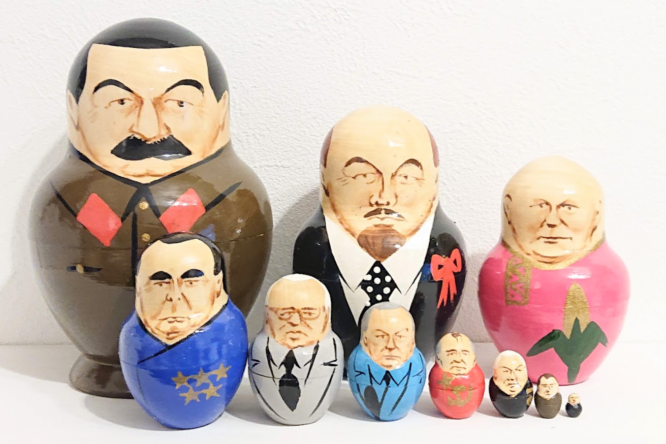 ロシア最高権力者(大統領＆書記長）　スターリンバージョン　10ピースマトリョーシカ　/14cm