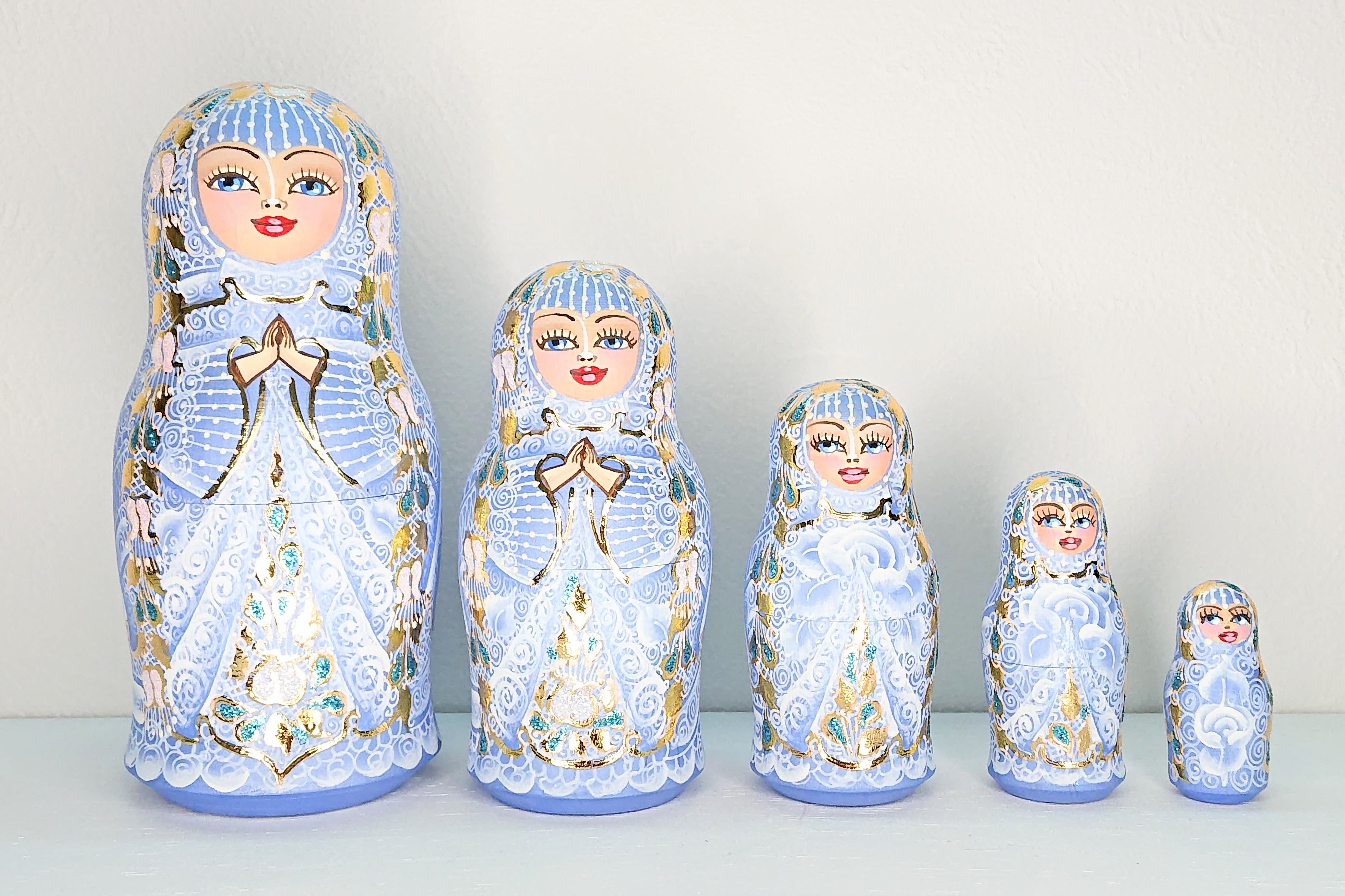 フィラートヴァ作　「祈り」キラキラ！スリムマトリョーシカ　5ピース＜青紫＞　/13.7cm