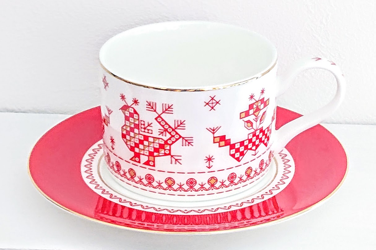 インペリアルポーセレン  ＜トサカのあるオンドリ＞ 　ティー/コーヒー兼用カップ＆ソーサー