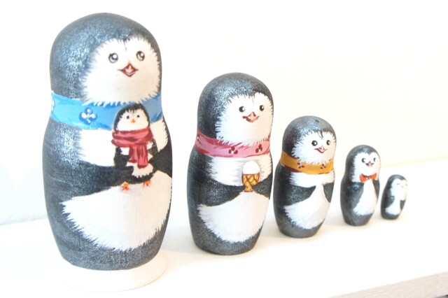 親子セット　ペンギン　モコモコ　80-90&レディース マフラーを巻いたペンギンの親子マトリョーシカ ＜子ペンギン＞ 5