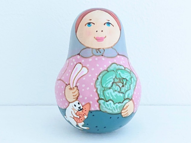 ドゥビニッチ作　ペイント・ネヴァリャーシカ（起き上がりこぼし）＜ウサギとキャベツ＞　/9cm