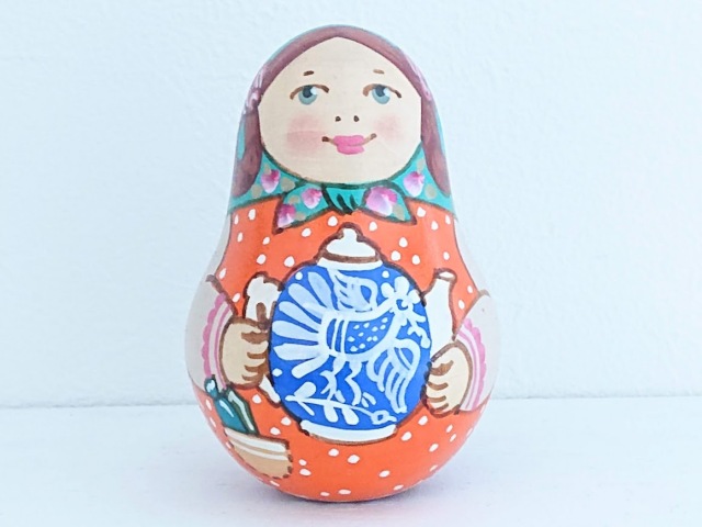 ドゥビニッチ作　ペイント・ネヴァリャーシカ（起き上がりこぼし）＜グジェーリのティーポット＞　/9cm