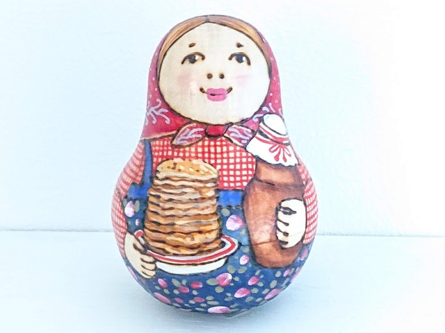 ドゥビニッチ作　ウッドバーニング・ネヴァリャーシカ（起き上がりこぼし）＜ブリヌイ（クレープ）＞　/9.2cm