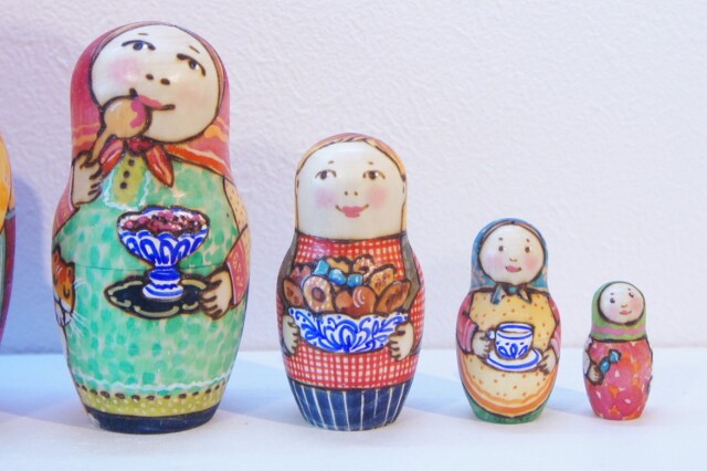 ドゥビニッチ作 BIG！ ウッドバーニング・マトリョーシカ 7ピース