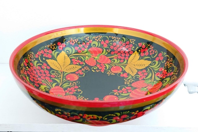 ホフロマ塗り　イチゴ＆ベリー　両面柄入り高台大鉢 　／直径20cm×高さ8cm