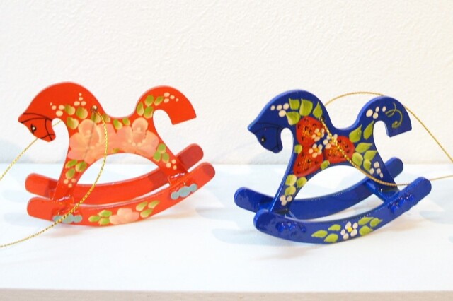 木馬のオーナメント　Sサイズ＜赤/青＞　/高さ6.8cm