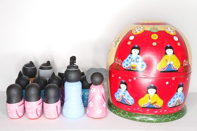 ニキーチン工房作 ひな祭りマトリョーシカ「オヒナサマ
