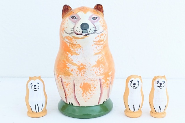 ニキーチン工房作　秋田犬親子マトリョーシカ　3+1ピース　/7.5cm