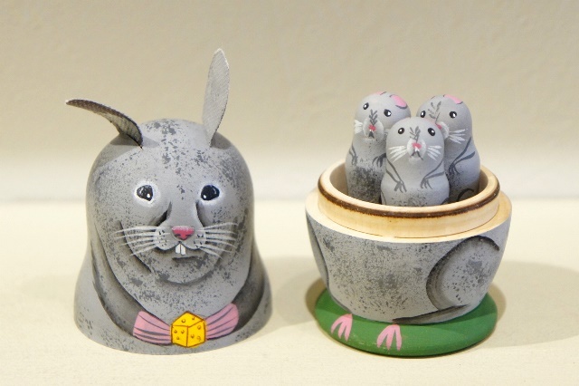 ニキーチン工房作 ネズミの親子マトリョーシカ 3+1ピース /8cm