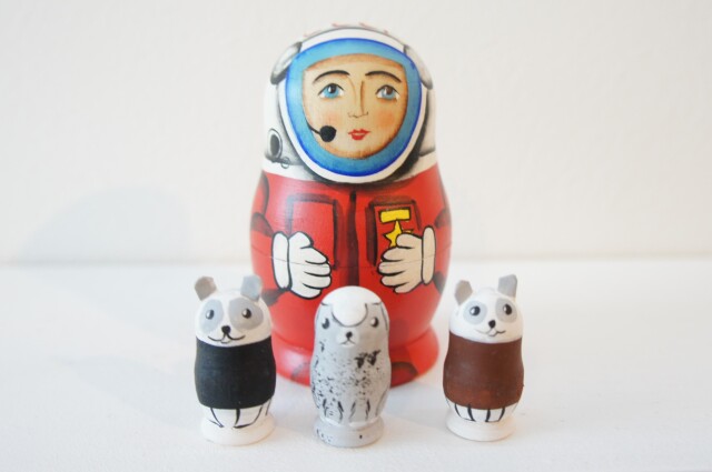ニキーチン工房作 宇宙マトリョーシカ 3+1ピース【宇宙飛行士】☆ /7.6cm