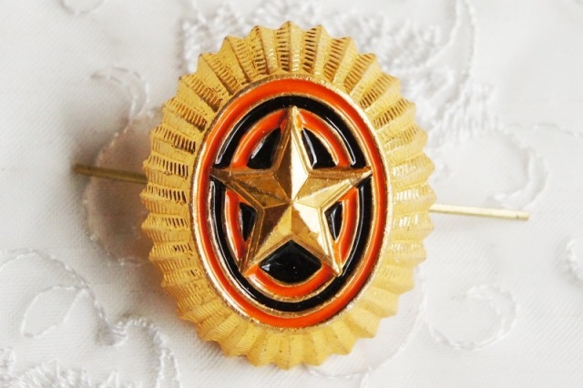 ロシア陸軍・空軍・空挺軍 帽章/バッジ（カカールダ） 通常用