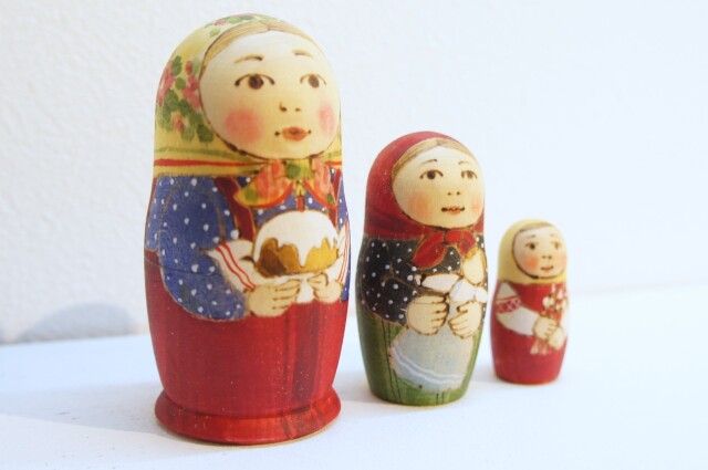 ロシア雑貨☆グ イースター ウッドバーニンマトリョーシカ(5P)パスハ ミラ作 ロシア雑貨☆グ イースター ウッドバーニンマトリョーシカ(5P)パスハ