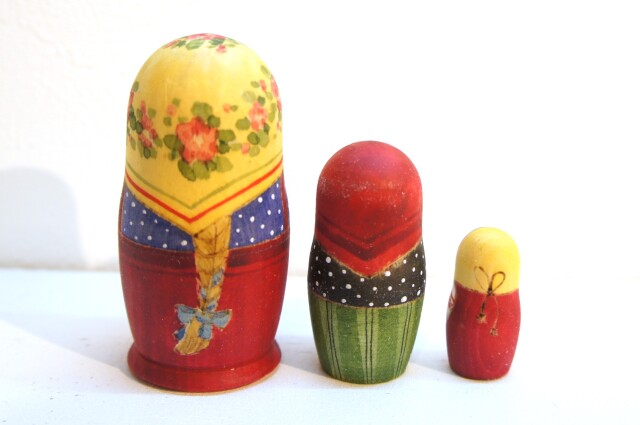 オリガ・ラバーナヴァ作 ウッドバーニング・マトリョーシカ 3ピース