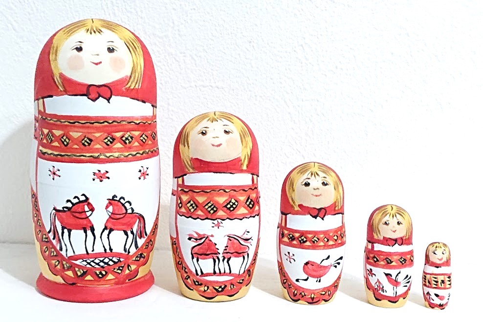 マルンコーヴァ作　メゼーニ塗り　ロシアのサンタ·ジェド=マロース　手彫り木製人形　/9cm