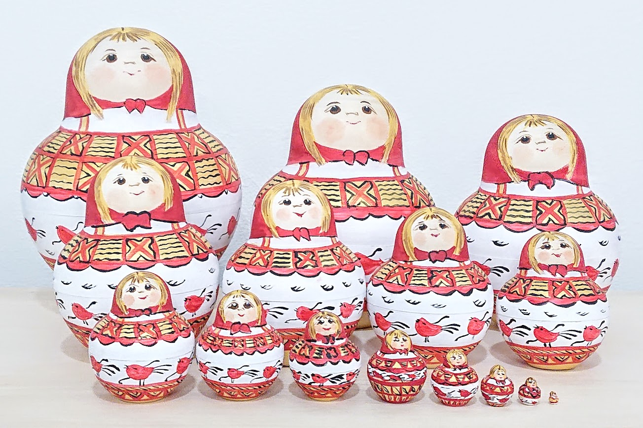 マルンコーヴァ作　大迫力　15ピース！メゼーニ塗り　ダルマ型マトリョーシカ（赤） ＜ふっくら鳥＞　/14cm