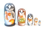 リボンをつけたネコマトリョーシカ　5ピース　/10.5cm