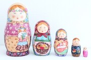 ダノーヴァ作　民族衣装マトリョーシカ　5ピース・Sサイズ　＜少女＞　/　10.7cm