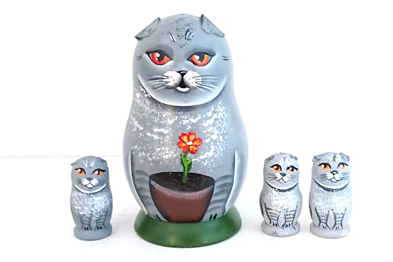 ニキーチン工房作　グレイネコ親子マトリョーシカ　3+1ピース　/7.6cm