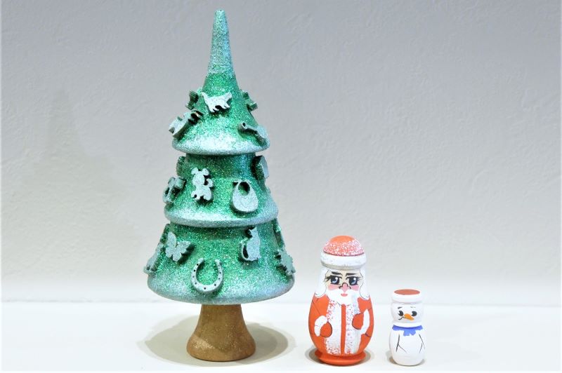 ロシアンクリスマス　立体モチーフ付！キラキラ！ラメヨールカマトリョーシカ　３ピース３段　＜ジェド＝マロース・雪だるま＞　/　16cm