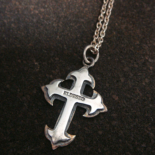 ELDESEO　クロスペンダント　【チェーン付き】