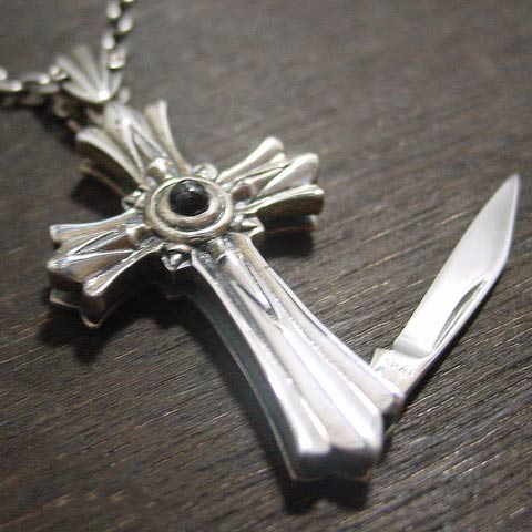 K-SMITH クロスペンダントトップ 【ナイフ付き、天然石付き】