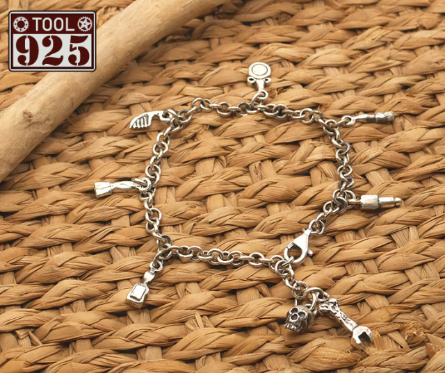 tool925 チャームシルバーブレスレット