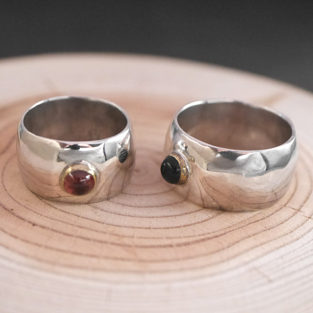 RYOKU 甲丸ワイドリング silver × stone　ripples ring