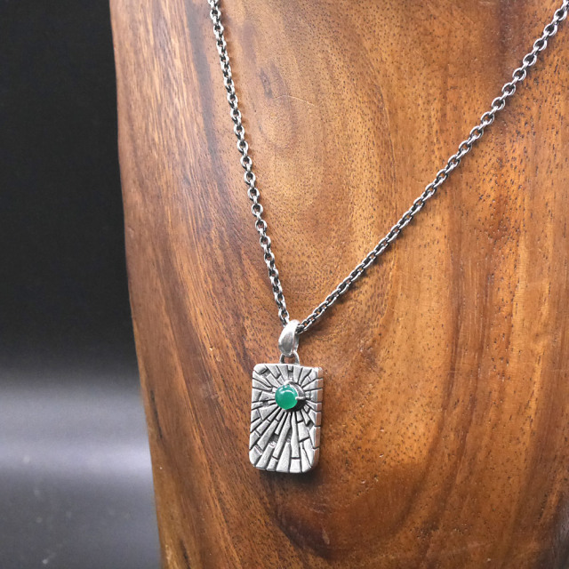 シルバーペンダントトップ　RYOKU