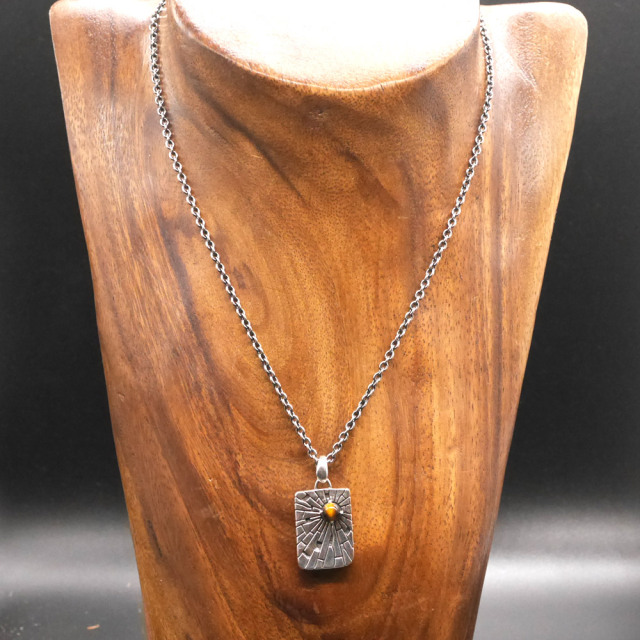 シルバーペンダントトップ　RYOKU