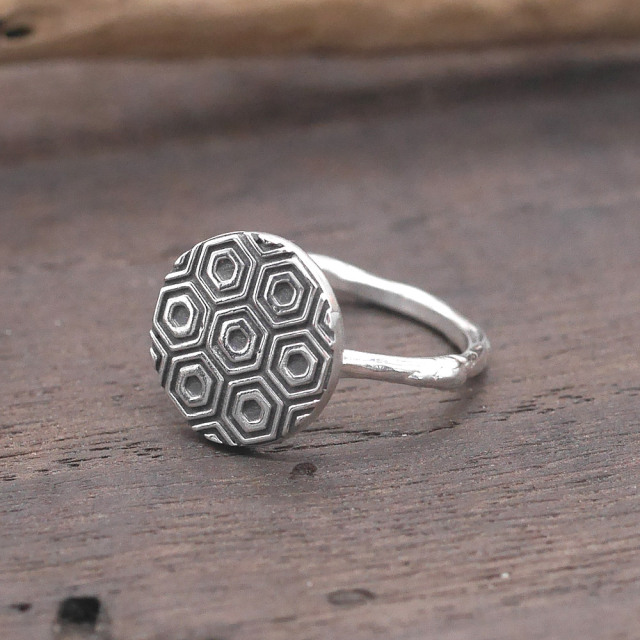 RYOKU 亀甲文様 シルバーリング