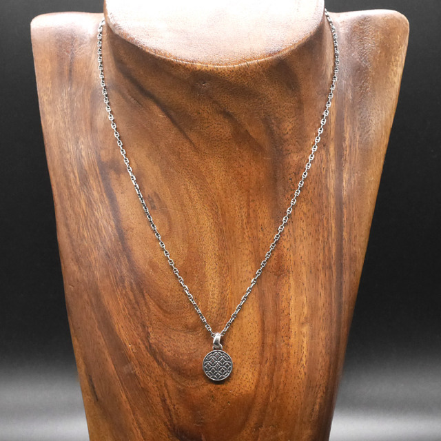 七宝文様　シルバーコインペンダント