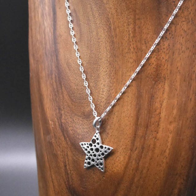 星モチーフ　シルバーペンダント　トップ